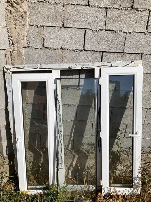 Пластиковый окно