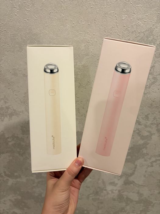Medicube age r booster pro mini plus