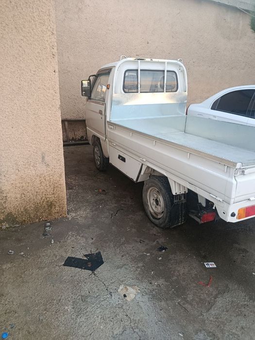 Лабо сотилади йили 2021 йил колганини телефонда габлашамиз