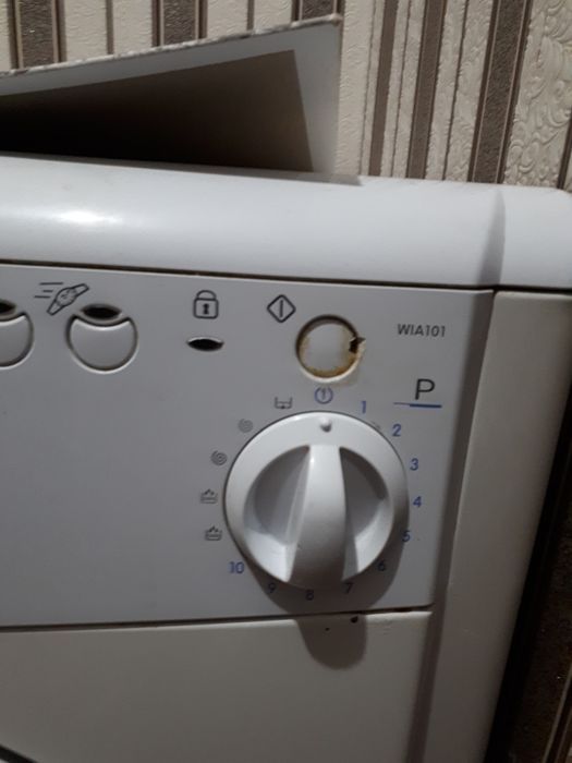 Стиральная машина Indesit WIA101