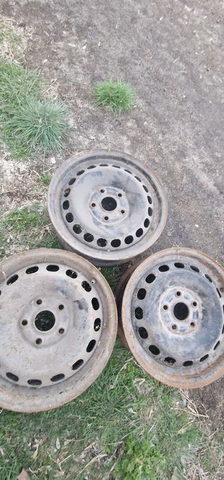 Продам автошину б.у,.