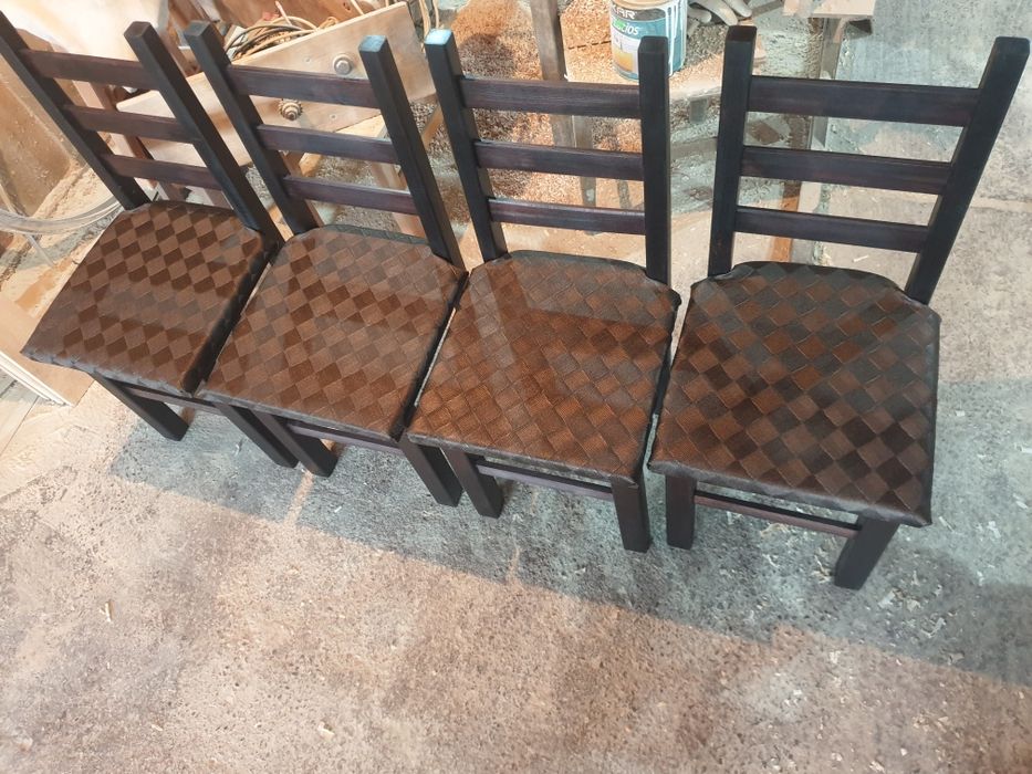 Scaunele la 120 lei bucata noi direct producător