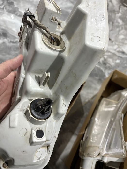 Продам туманка -габарит камри 55