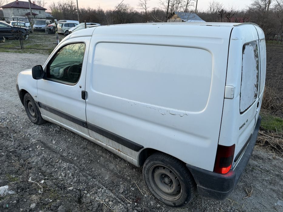 PEUGEOT Partner 0 — imagine 4