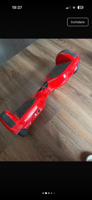 Hoverboard rosu