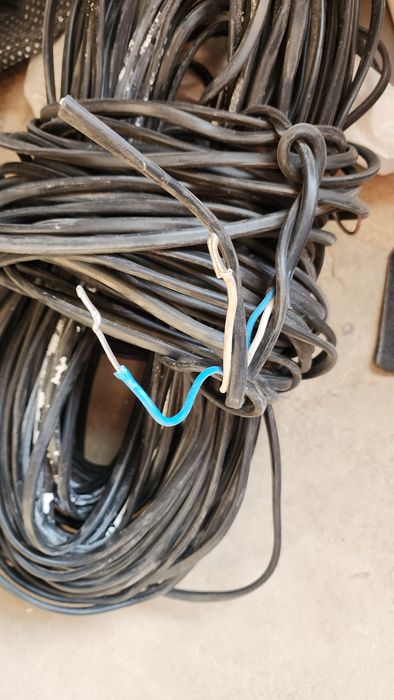 Kabel 2ga 4lik alumin sotiladi b/u