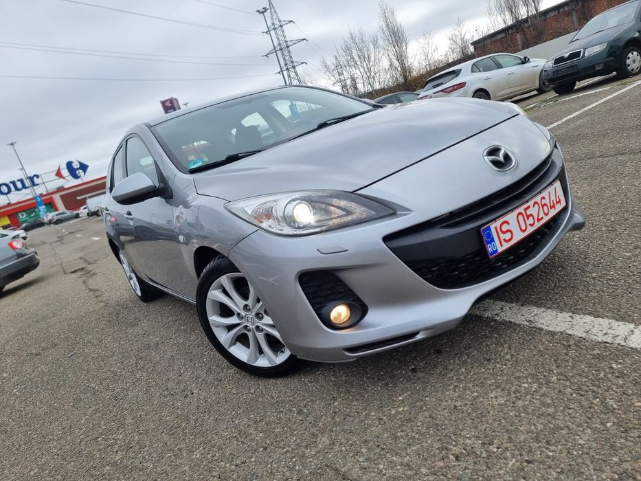 Mazda 3 Deosebita/ Facelift 2013/ Benzina /Euro 5/Xenon/Navi/ Variante