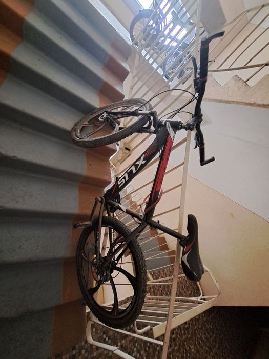 Велосипед черный