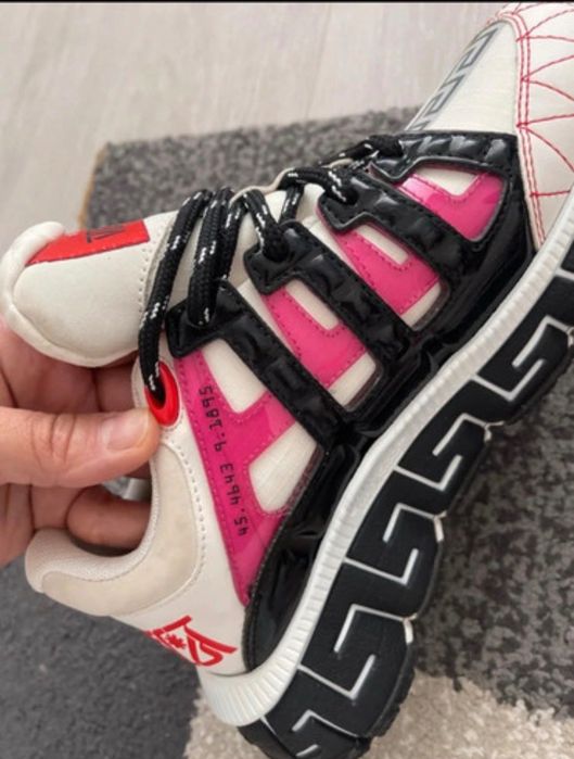 Adidași originali