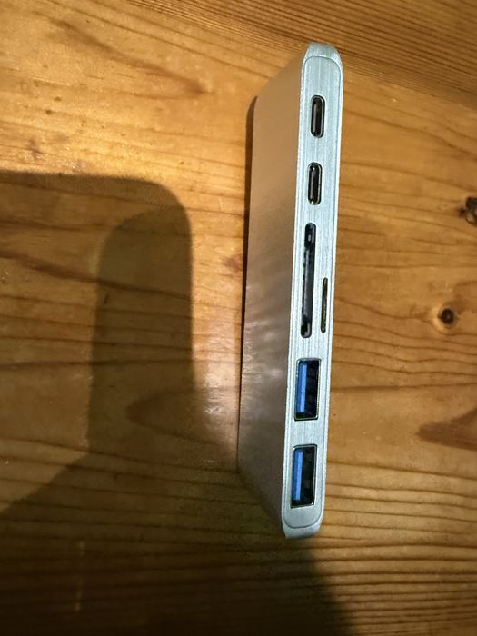 USB-C хъб адаптер за MacBook – 2x USB 3.0 + SD и microSD