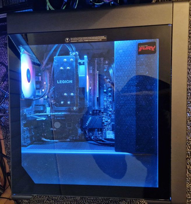 Computer Lenovo Legion T5 (I5 14400F, DDR5, M.2, WIFI, RGB)