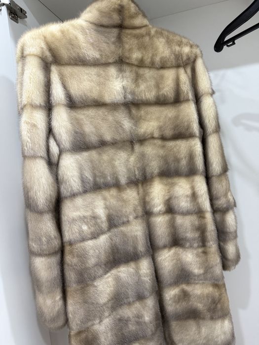 Норковая шуба, рукава-трансформер.