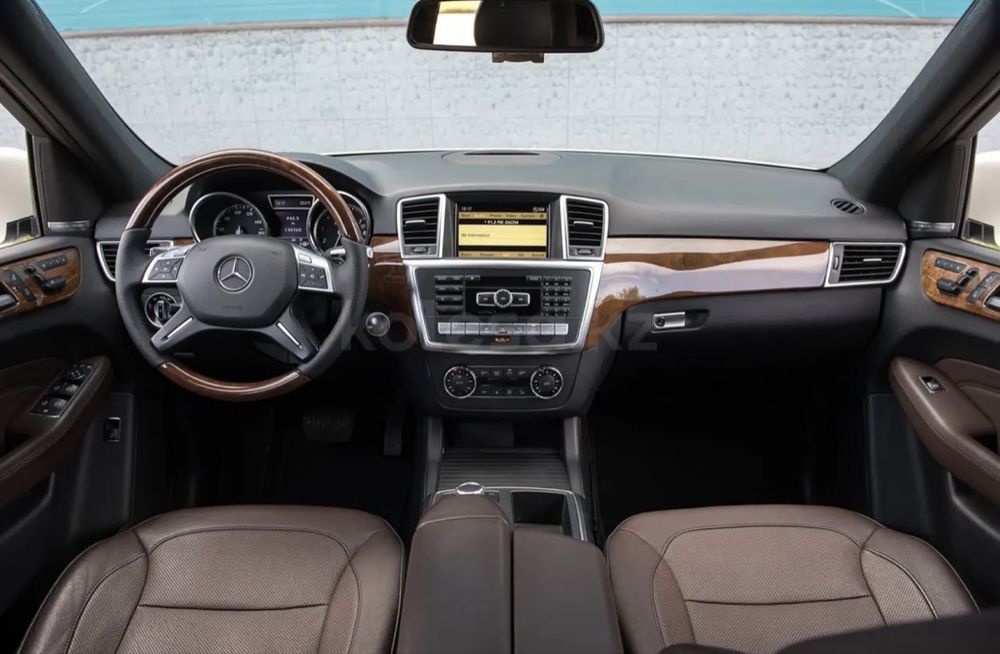 Mercedes-Benz ML 350