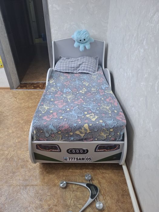 Продам  кровать срочно