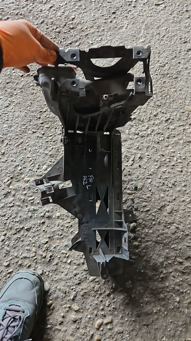 Suport far stanga bmw f10 f11