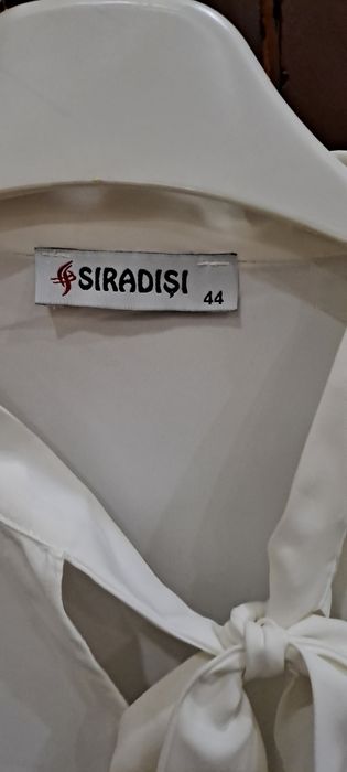 Белая кофта женская