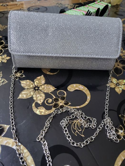 Разкошна бална рокля