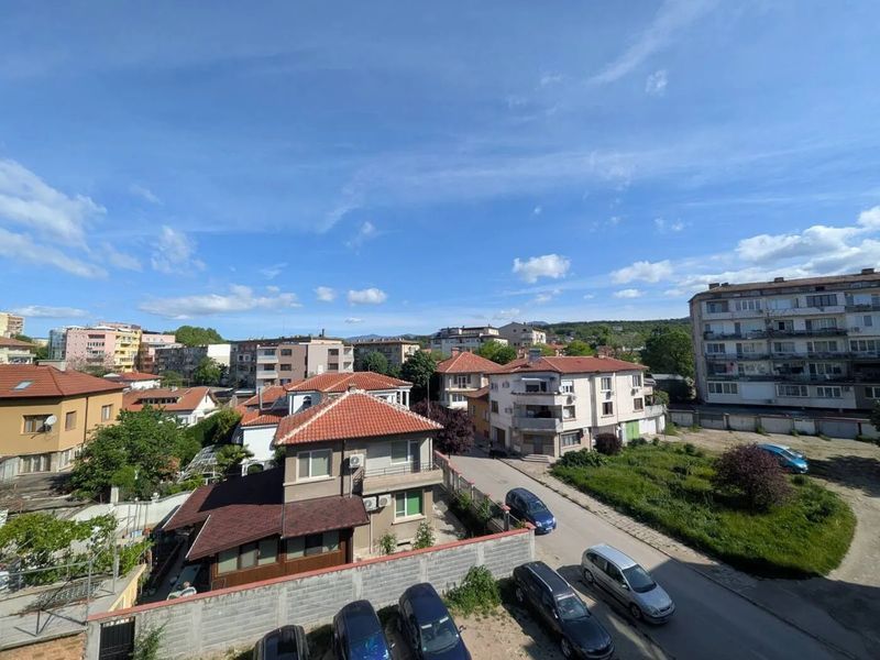 Продава се Тристаен апартамент в Казанлък - 90 кв.м за 1278 €/кв.м - Снимка #5