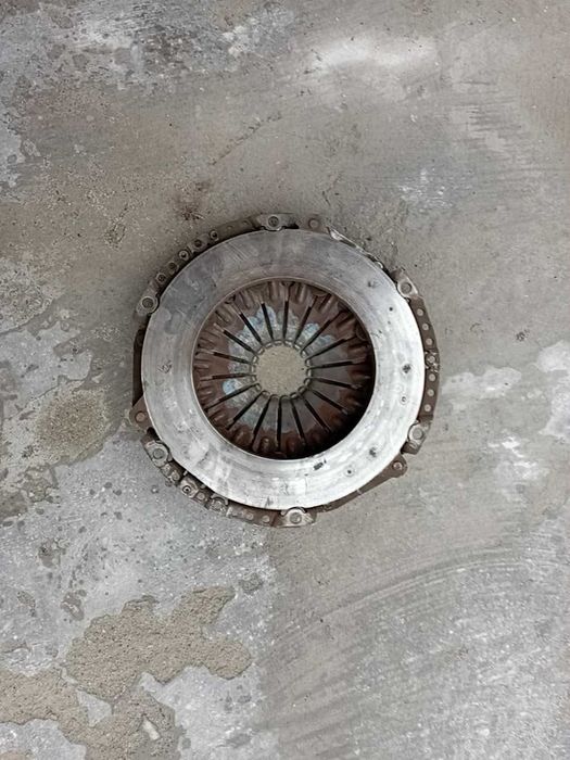 Vand kit ambreiaj cu volant cu masa dubla AUDI A4- B7 -1,9 BRB