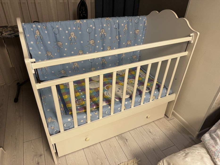 Продается детская кроватка