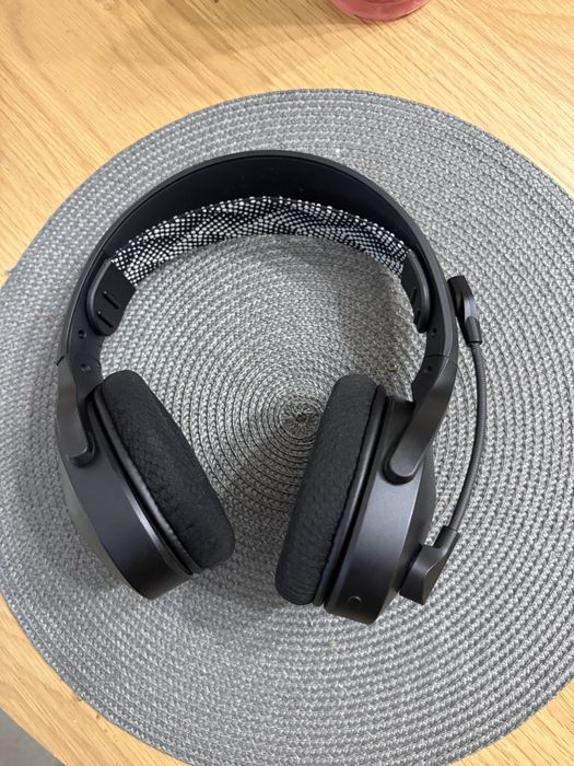 Vand casti Hyperx Cloud Jet