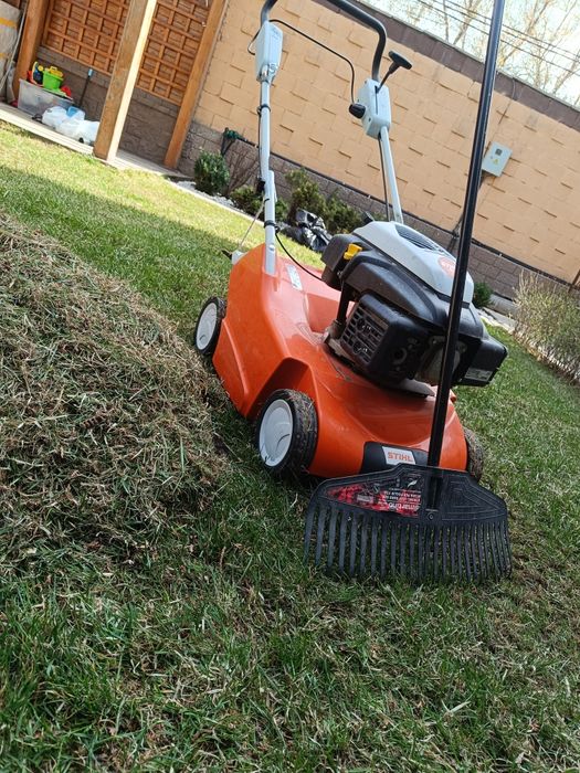 Скарификация газона