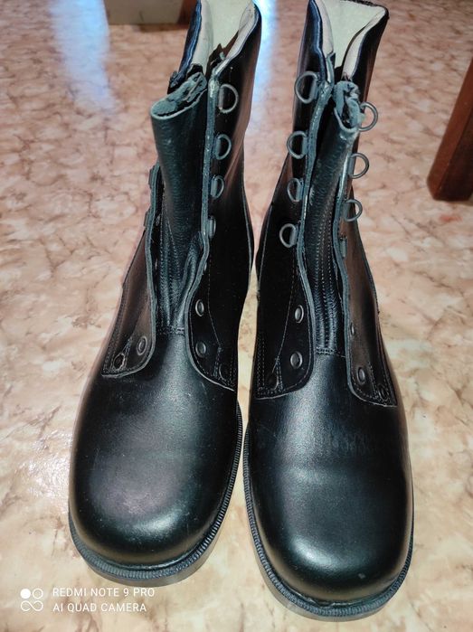 Полицейски кубинки