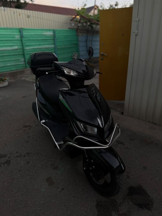 продам скутер м8