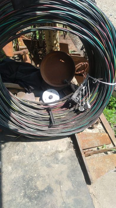 алюминиевый кабель - провод самонесущийй