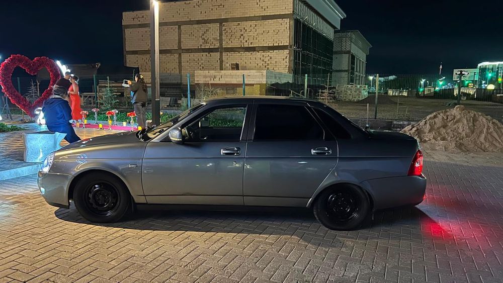 Lada priora 2008