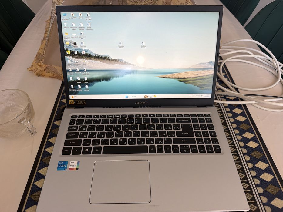 Acer ноутбук Intel Core i5, Iris Xe