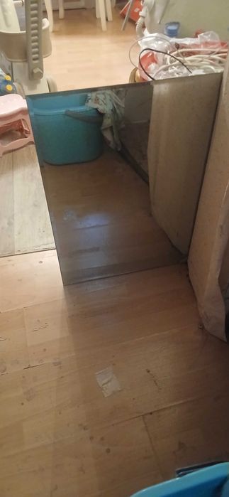 Зеркало дешево срочно