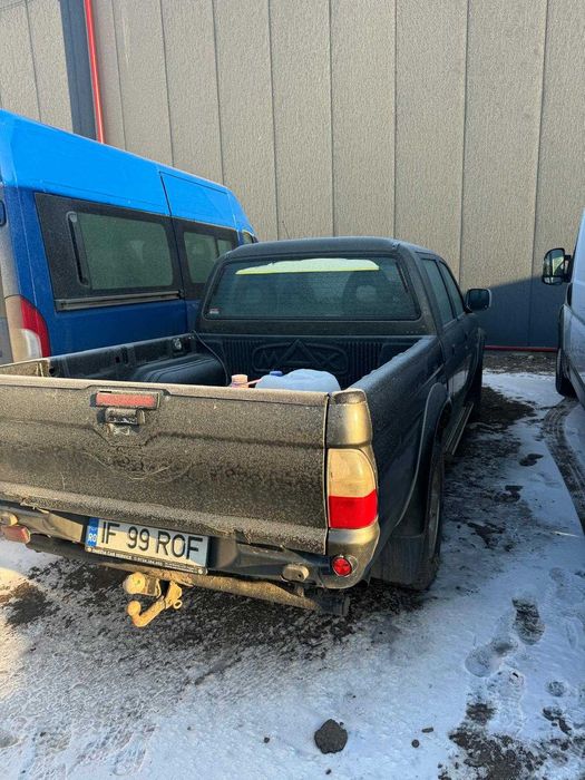 Mitsubishi L200 an 2005