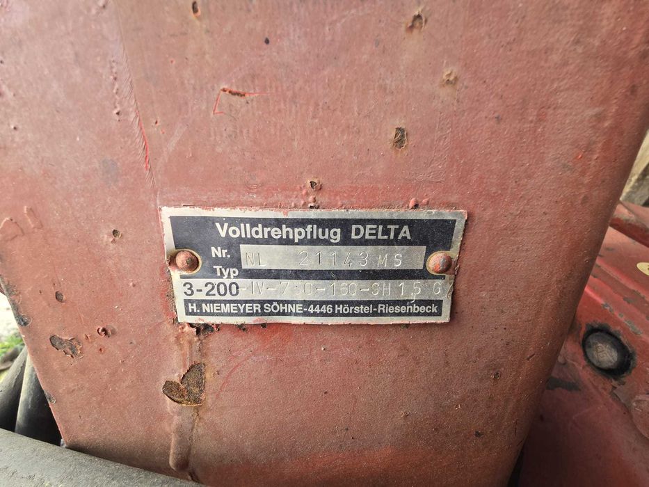 Plug reversibil cu 4 trupițe Volldrehpflug