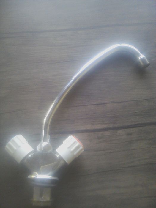 Смеситель для раковины