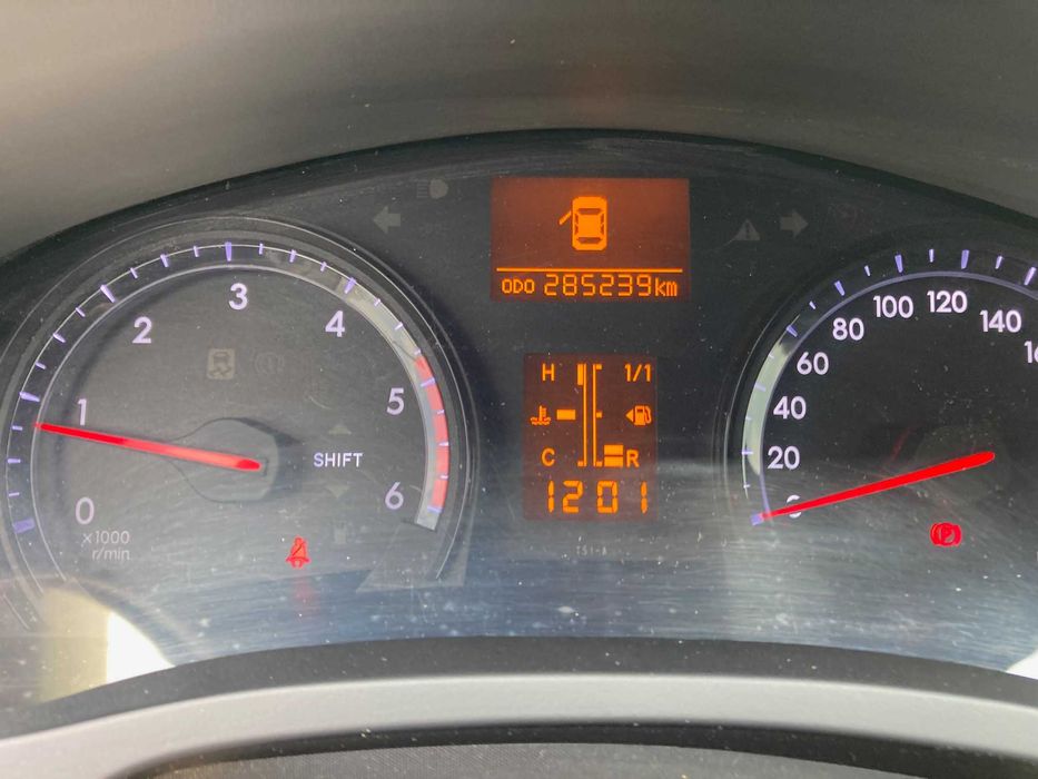 Toyota  Avensis2.0 Diesel