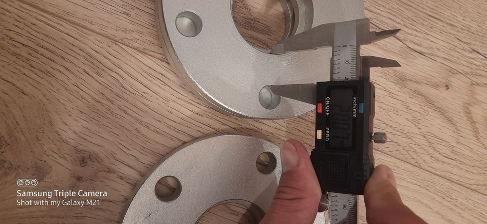 Distanțiere grup Vag 13mm. PCD 5x112 gaura butuc 57.1mm