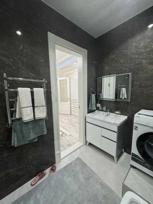 Сдается 2х ком квартира в Мирзо Улугбекском р-не Максим Горький 308*