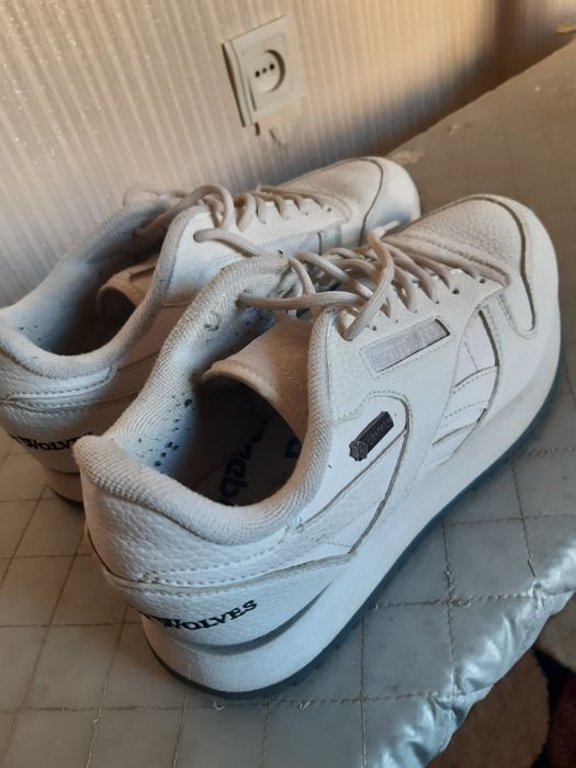 Кроссовки Reebok натуральная кожа,размер 43