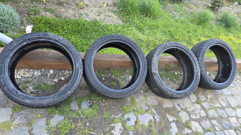 Anvelope Vredestein 225/40 R18 M+S