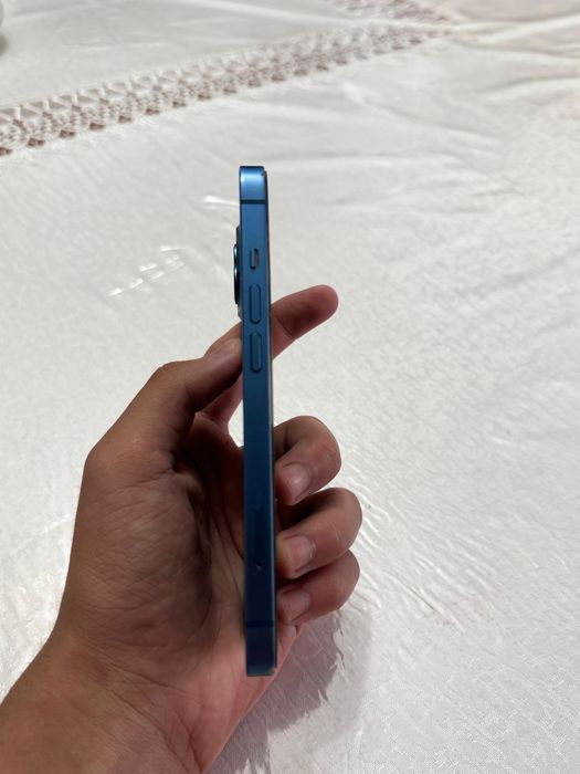 Продам iphone 13 срочно