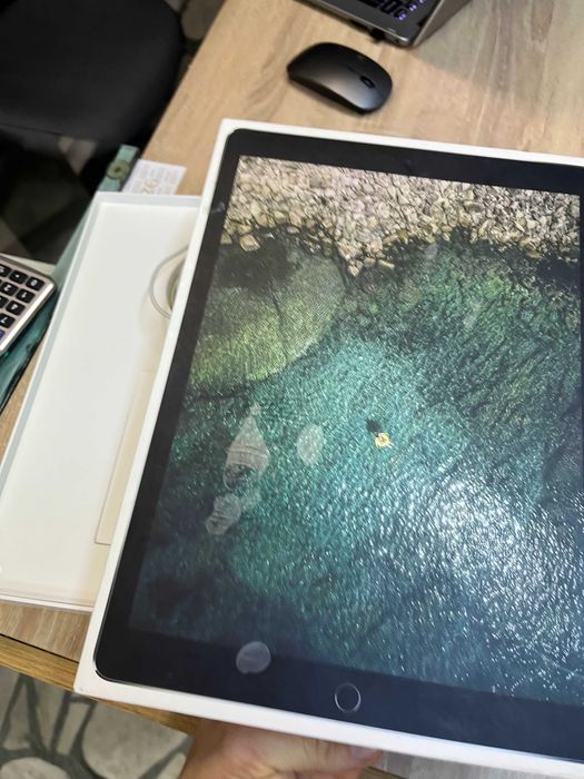 Ipads Pro (12.9 inch)WiFi + Celular 64gb