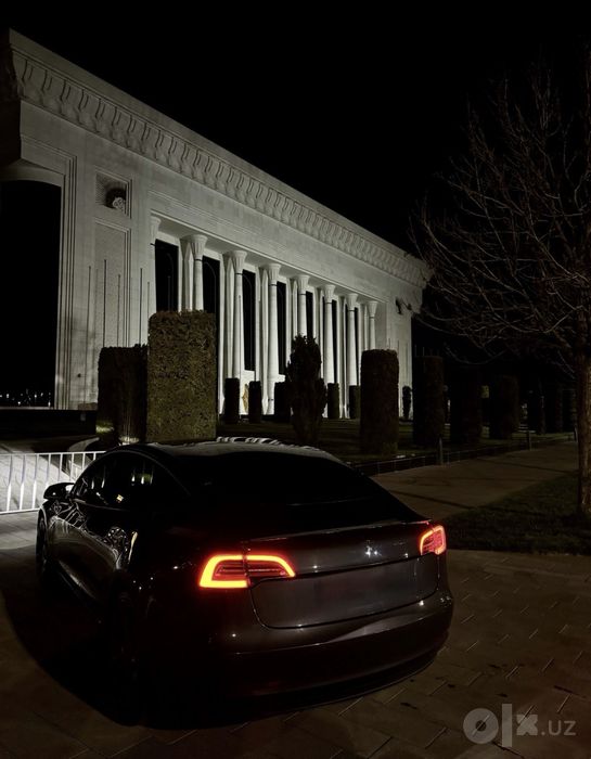 Срочно продается Tesla model 3 performance 0-100  3.3 сек
