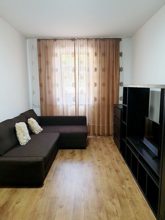 Dau in chirie 2 camere ultracentral pe termen lung