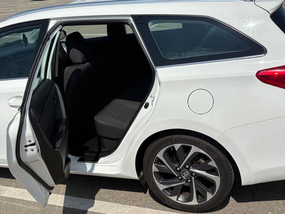 Toyota Auris Hibrid