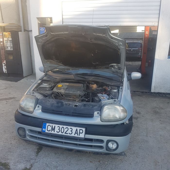 Рено клио  1.6 бензин на части