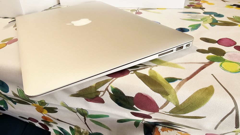 Лаптоп MacBook Air модел А1466