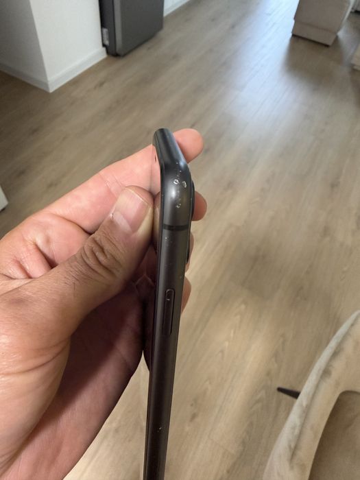 Iphone 11 128 GB черен
