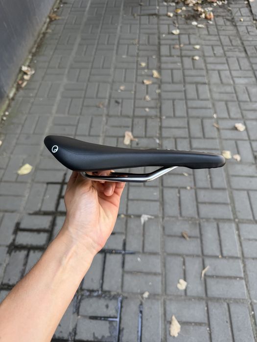 Ergon SM DH седялка