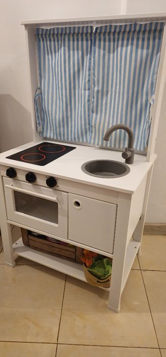 Bucătărie din Lemn pentru Copii - Ideală pentru Micii Bucătari!